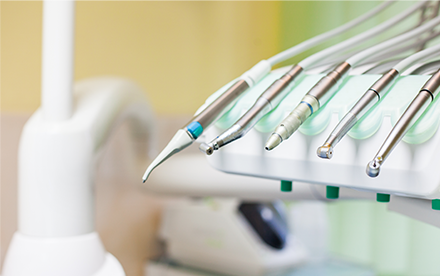 歯科医が、歯とお口の “正しい情報 ”をお伝えします。